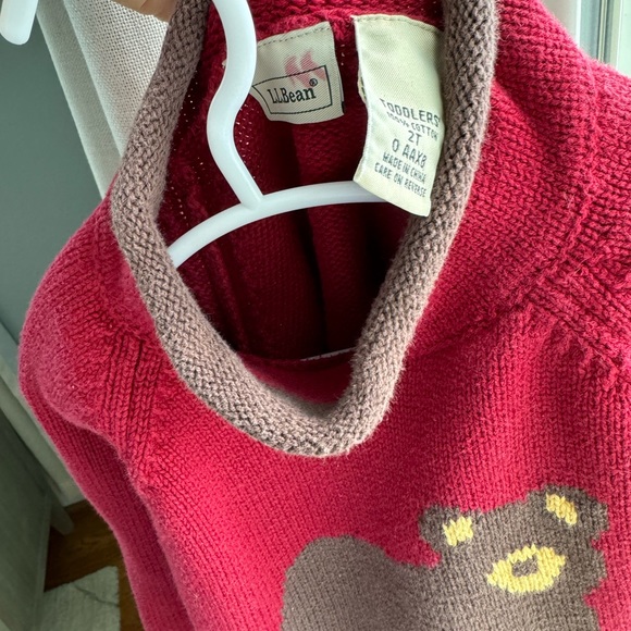 Llbean 2T turtle neck sweater - Picture 3 of 3